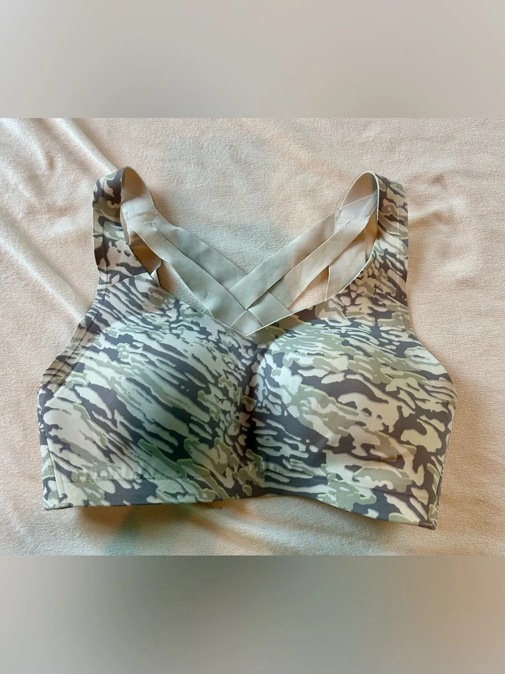 lululemon athletica Enlight Weave Camo Crisscross Sports Bra in Green and Gray